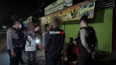 Ganggu Ketenangan Penghuni Kos, Pemuda Mabuk Miras Diamankan Polisi – Samarinda, Kaltim