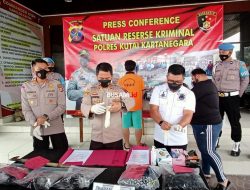 Kesal Batas Tanahnya Bergeser, Seorang Pria Bacok Wanita Hingga Tewas – Tenggarong