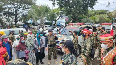 Demo Kantor Gubernur, LPADKT-KU Tuntut Evaluasi PT KPC. Foto : Istimewa