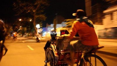 Tukang Becak dan Kuntilanak – Kocak