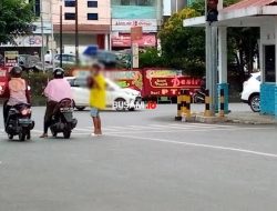 Warga Beri Sumbangan di Lampu Merah Dukung Mafia Anjal Gepeng