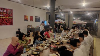 Gagak Bersatu Bukber Bareng Santri dan Ustadz