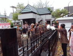 Protes Aliran Dana CSR ke Luar Kaltim, HMI Samarinda Demo Depan Kantor Gubernur