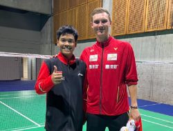 Syabda Perkasa Foto Bareng Viktor Axelsen, sang Bintang Denmark Beri Respons Lucu