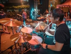 Brian eks Sheila on 7 Tampil Energik Bareng SUSU Band di Java Jazz Festival 2022