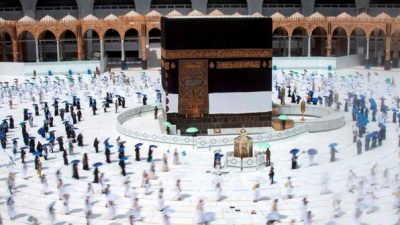 Arab Saudi Cabut Seluruh Pembatasan COVID-19, Boleh Lepas Masker di Ruang Tertutup