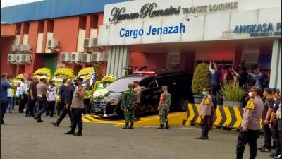 Ridwan Kamil Berterima Kasih pada Presiden Jokowi, Jenazah Eril Tiba di Bandara Soetta dan Langsung Dibawa ke Bandung