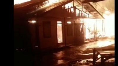 3 Bangunan Rumah Ludes Dilalap Api