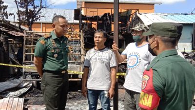 Dandim 0901 Samarinda Ikut Turun Mengecek Penyebab Kebakaran di Jalan Kebahagiaan