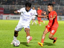 Tambah Satu Gol di Menit Akhir, Borneo FC Bantai Arema FC 3-0