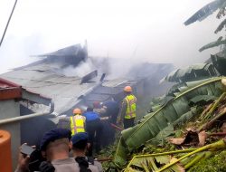 8 Rumah Di Belakang Pasar Sepinggan Hangus Terbakar