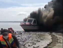 Speed Boat Tujuan Tana Tidung Terbakar