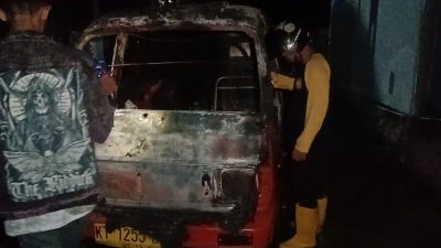 Mobil Angkot Terbakar Di Kawasan Gunung Lingai, Diduga Sengaja Dibakar