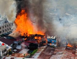 Pemkot Balikpapan Berikan Uang Sewa Kepada Korban Kebakaran Di Pandansari