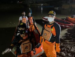 Anak Tenggelam Di Sungai Karang Mumus Akhirnya Ditemukan Mengambang