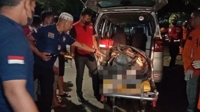 Jasad Risky Akhirnya Ditemukan Tersangkut Di Tiang Kolong Rumah Warga