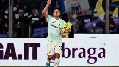 Martinez Brace, Inter Milan Berhasil Comeback 2-1 Atas Cremonese