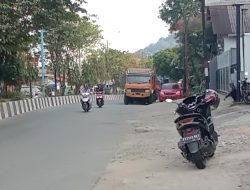 Dishub Sebut Satlantas yang Berwenang Tindak Truk Parkir di Bahu Jalan