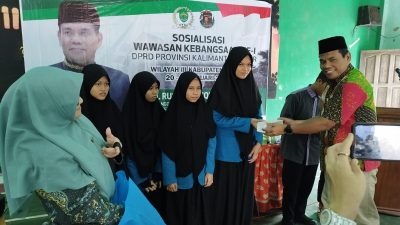 Sosbang ke Ponpes Bina Islam, Rusman Serukan Sentimen Primodial Bisa Ancam Persatuan Bangsa
