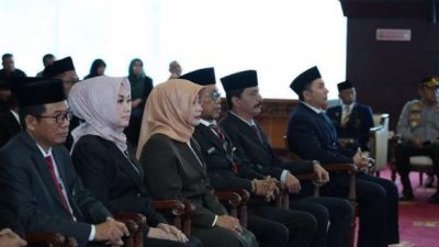 Isran Lantik 7 Kepala SKPD yang Baru