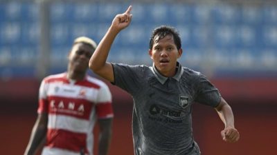 Gol Tunggal Adam Alis Bawa Borneo FC Raih 3 Poin