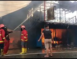Api Berasal dari Rumah Bangsalan di Belakang Warung Makan Lalapan