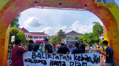 Pertanyakan Proyek Pengendali Banjir, Mahasiswa di Balikpapan Demo Wali Kota