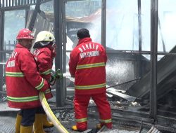Juru Masak Ketiduran Saat Memasak Air Gula, Kafe Titik Nadir Ludes Terbakar