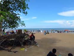 Selama Lebaran, Pengunjung Pantai Manggar Mencapai 23.250 Orang