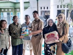 Dinsos PM Berikan Bantuan Untuk Korban Longsor di Samarinda Seberang