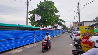 Dianggap Serobot Lahan Warga, Kawasan PKL Kuliner Di Pasar Klandasan Disegel