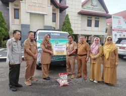 Bupati Berau Berikan Bantuan Kepada Korban Banjir