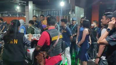 Razia BNN Ciduk 12 Pengunjung dan Karyawan THM Positif Narkoba