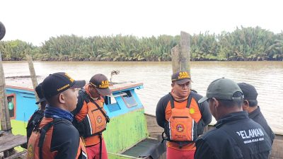 Memancing, ABK Arfa 01 Terjatuh ke Sungai Mahakam Lalu Menghilang