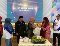 Sri Juniarsih Hadiri Reuni Akbar SMAN 1 Berau