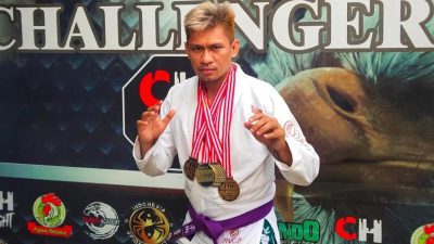 Sudirman Sang Pelatih Muaythai Rajawali Samarinda dan Atlet Aktif di Ajang ONE Pride MMA TV One