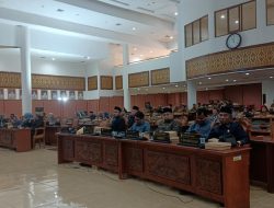 Tujuh Fraksi Setujui Raperda Pelaksanaan APBD Berau 2022