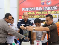 Polda Kaltim Musnahkan 303,73 Gram Ganja
