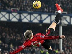 MU Bantai Everton 3-0