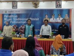 Dispar Kutai Timur Gelar Pelatihan Alat Musik Tradisional Paduan Gambus dan Sape