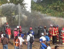 Area Penimbunan Solar Diduga Ilegal di Palaran Terbakar