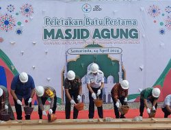 AH Lakukan Peletakan Batu Pertama Masjid Agung Gunung Batu Putih dan Kawasan Religi Samarinda