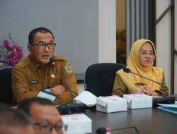 Pjs Bupati Berau Laporkan Kinerja Sebulan Kepada Pj Gubernur