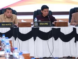 Wawali Sampaikan Jawaban Wali Kota atas Pandangan Umum Fraksi DPRD Bontang