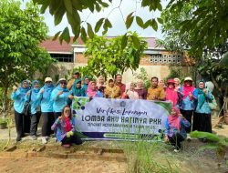 RT 33 Karang Asam Ulu Wakili Sungai Kunjang di Lomba Aku Hatinya PKK