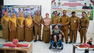 Bupati Sri: Jangan Pernah Merasa Sendiri, Kami Bersama Kalian