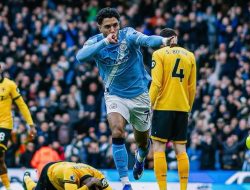 Bekuk Wolves, Man City Tempel Arsenal