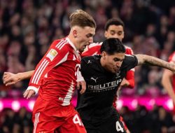 Bayern Bantai Mochengladbach 4-1