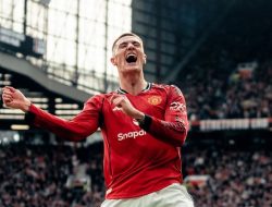 Bekuk Palace, MU Naik ke Posisi 3