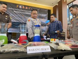 Polresta Samarinda Musnahkan BB Sabu, Ekstasi, dan Ganja Secara Terbuka